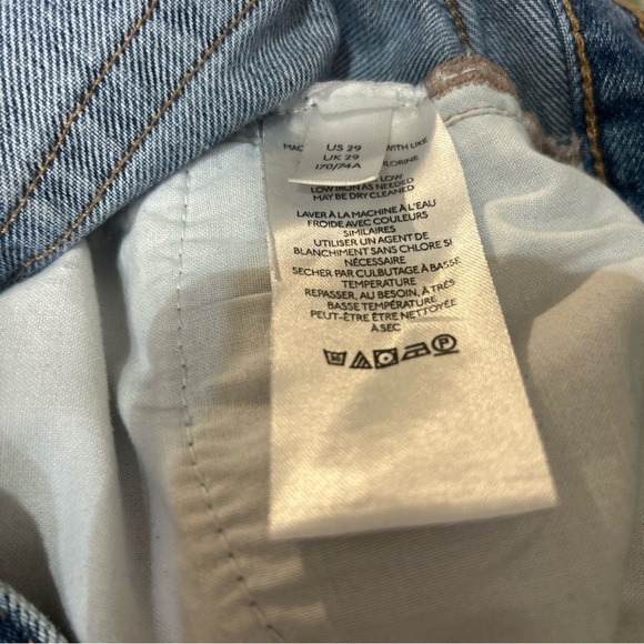 We the Free Women's Distressed Cutoff Jean Shorts Medium Wash Blue Size 29 - Picture 6 of 7